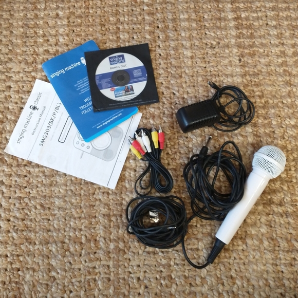 Karaoke Singing Machine - Picture 7 of 8